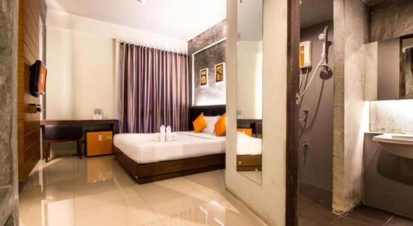 B2 Thippanate Boutique & Budget Hotel Чиангмай Экстерьер фото